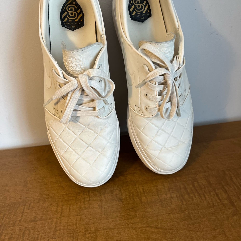 Men’s Nike SB Sneakers - Picture 10 of 12